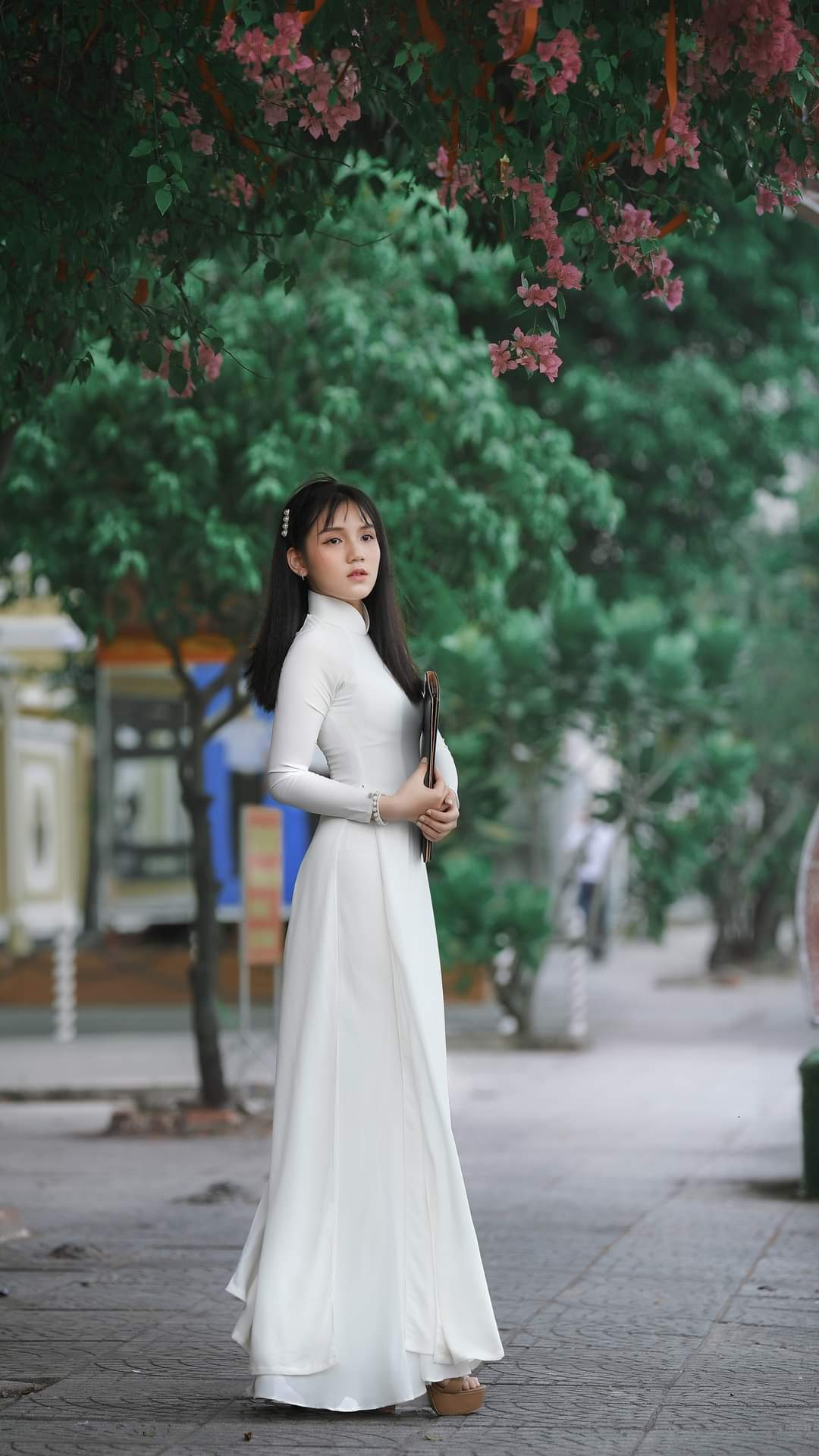 Go to school with ao dai