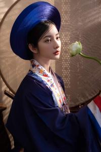 Ao dai of 18th century