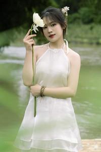 Vietnamese lady and river