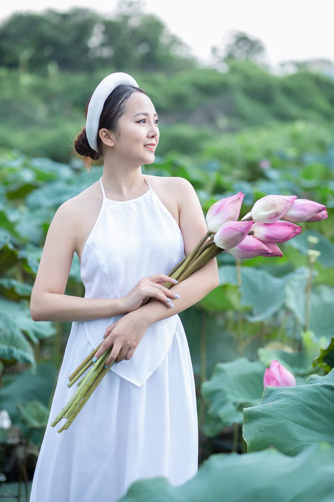 Pretty Vietnamese Girl 23.08.08.2 Countryside