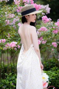 Pretty Vietnamese Girls 23.08.20.1 white rose